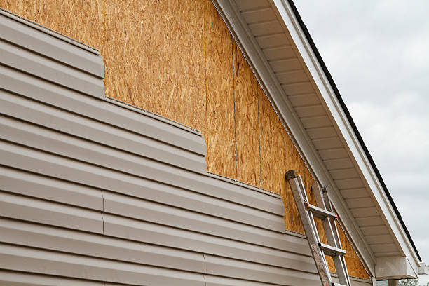 24/7 Emergency Storm Damage Siding Repair experts in Kirkland, WA